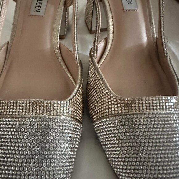 Steve Madden Becka Pump - Picture 2 of 7